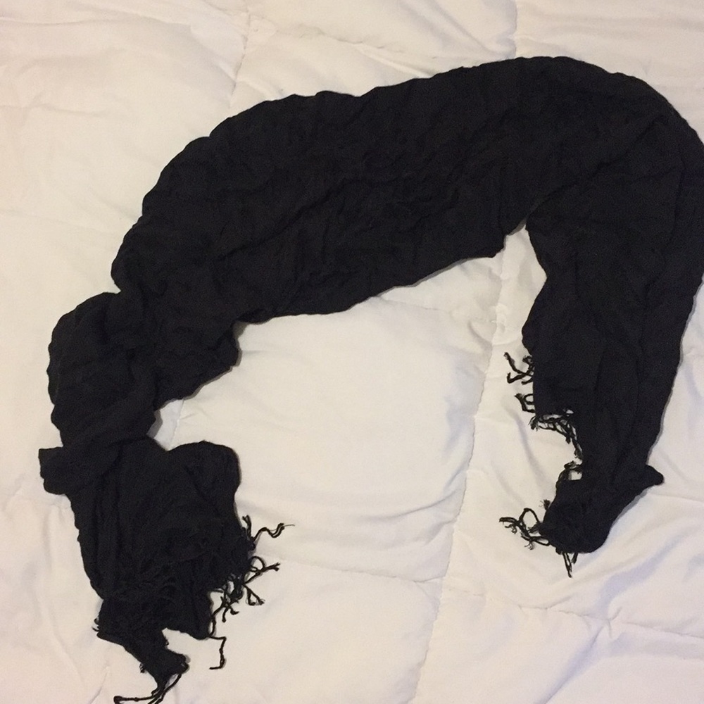 Black scarf